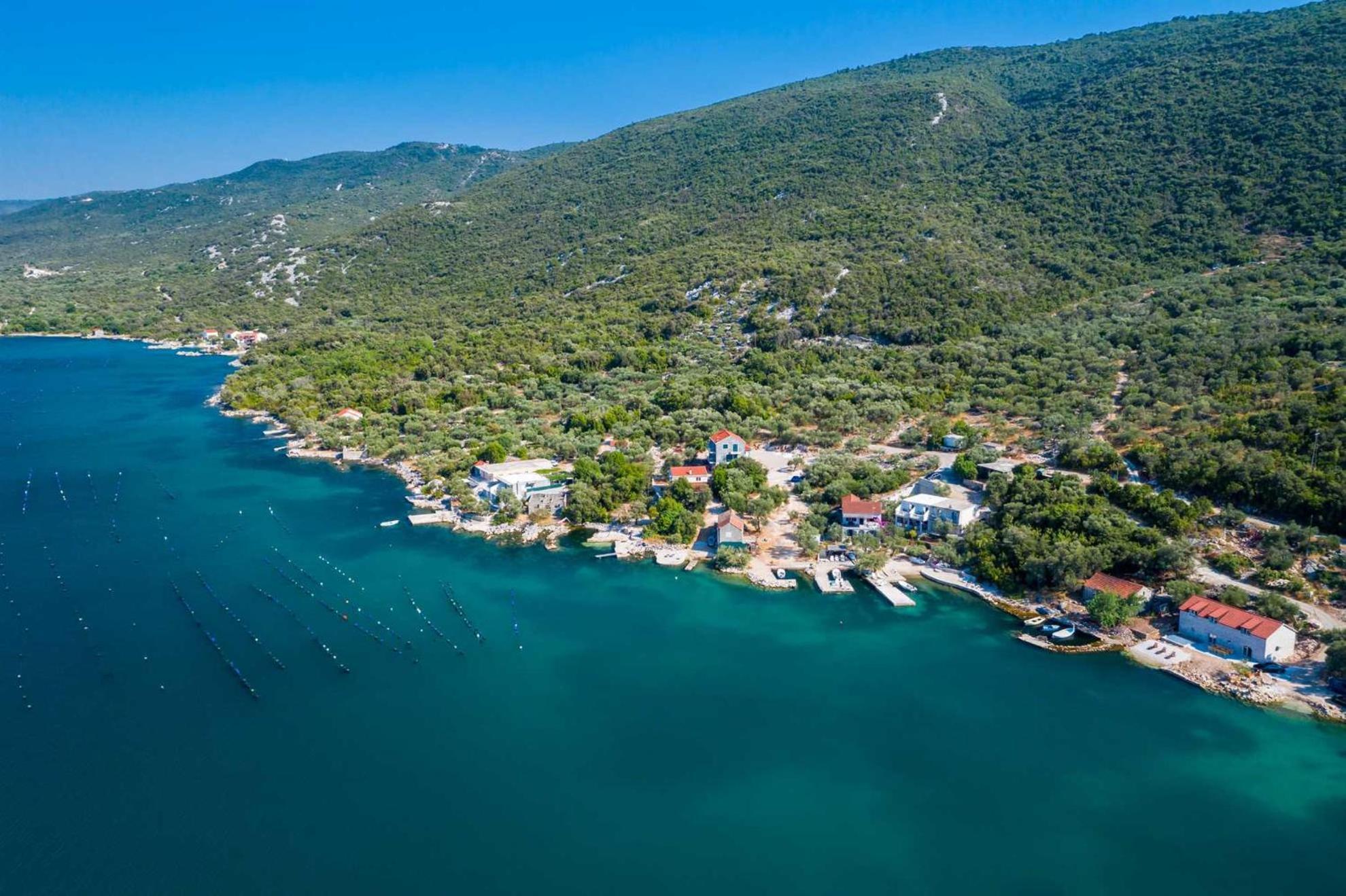 5* Beachfront Villa Olive Mill Putniković Exterior foto